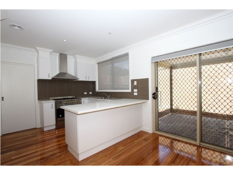 1/63 Mountain View Road, Montmorency VIC 3094