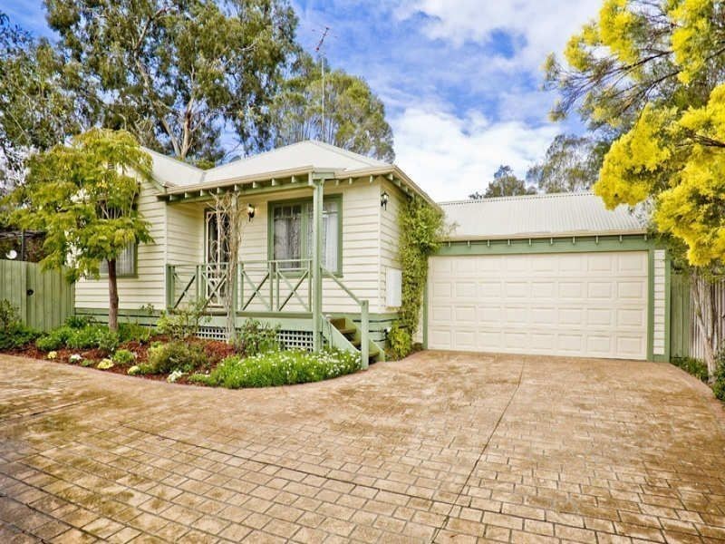 3/26 Luck, Eltham VIC 3095