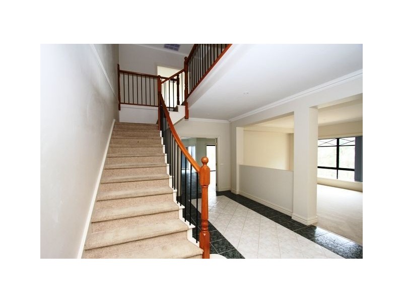 35 Shorts Road, Research VIC 3095