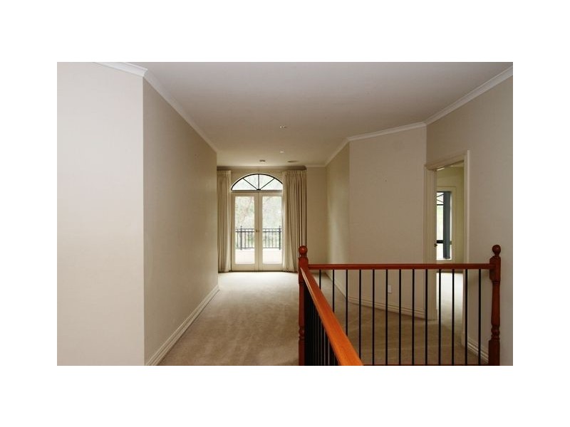 35 Shorts Road, Research VIC 3095