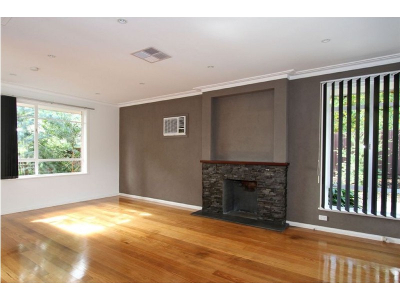 1/25 Lilian Parade, Eltham VIC 3095