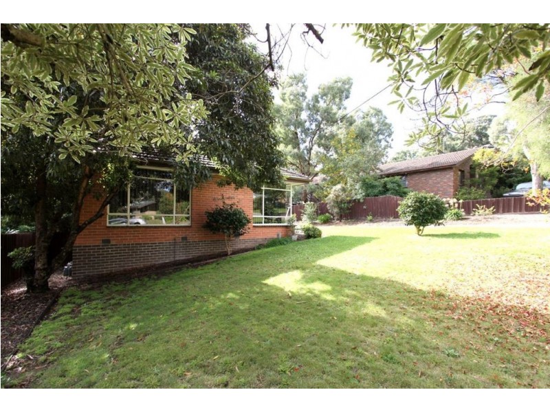 1/25 Lilian Parade, Eltham VIC 3095