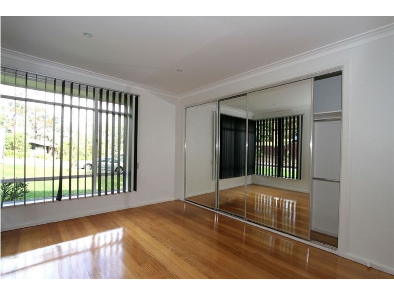 1/25 Lilian Parade, Eltham VIC 3095