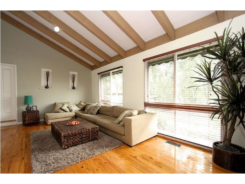 207 Bolton Street, Eltham VIC 3095