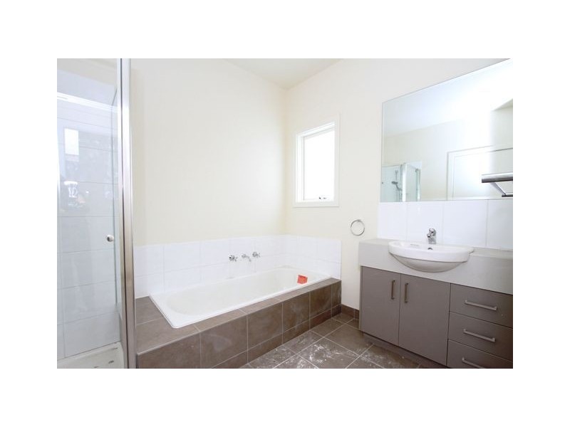 3/1153 Main Rd, Eltham VIC 3095