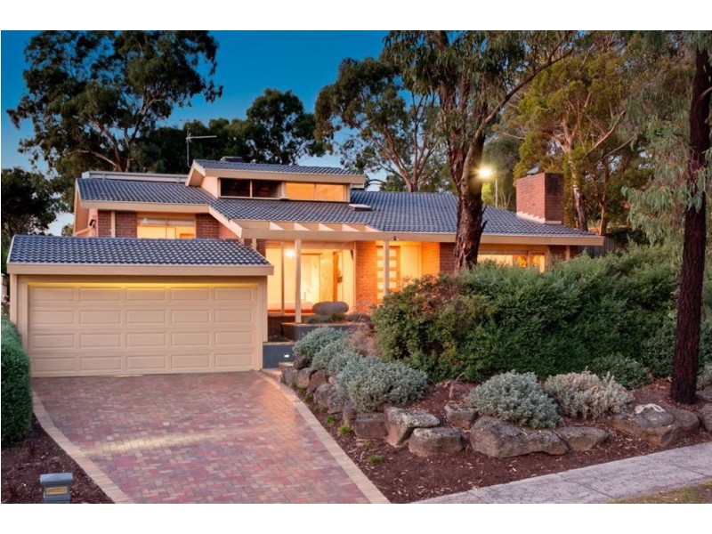 15 Christine Avenue, Eltham VIC 3095