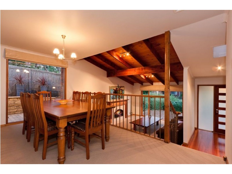 15 Christine Avenue, Eltham VIC 3095