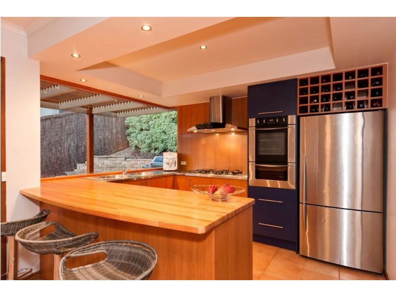 15 Christine Avenue, Eltham VIC 3095