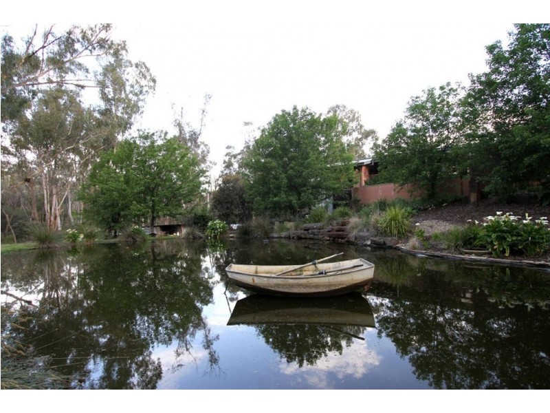 765 Eltham Yarra Glen Road, Kangaroo Ground VIC 3097