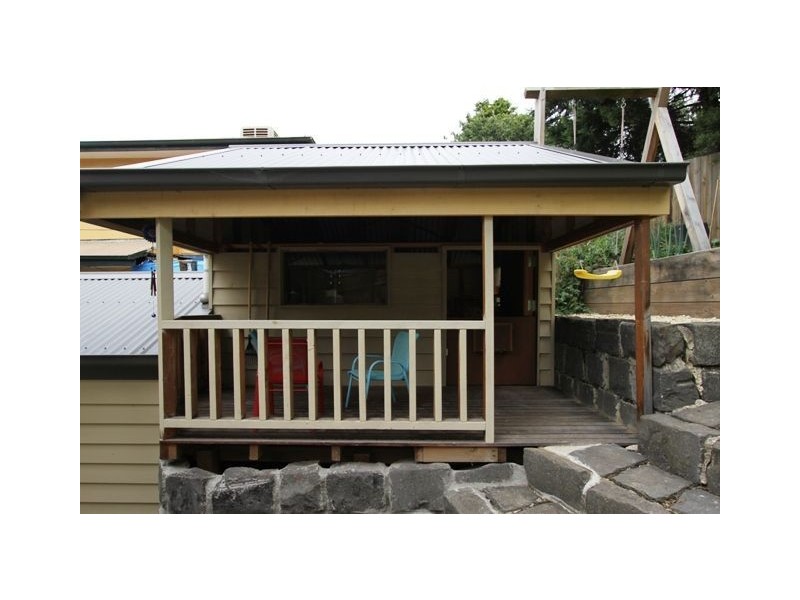 17 Souter Street, Eltham VIC 3095