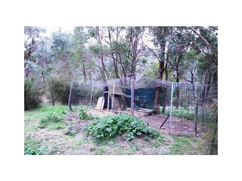 35 Shorts Road, Research VIC 3095