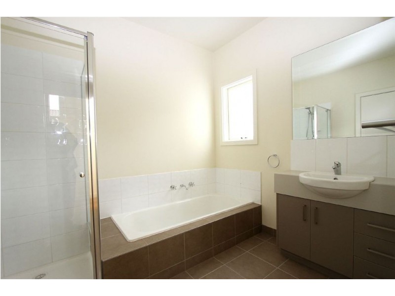 1/1153 Main Road, Eltham VIC 3095