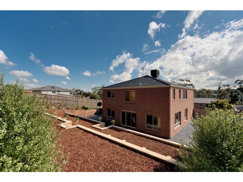 26 Sugar Gum Bvd, Greensborough VIC 3088