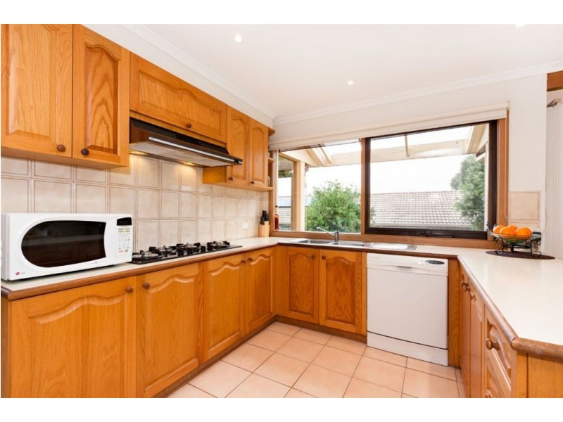 7 Lesay Drive, Greensborough VIC 3088