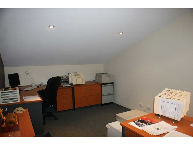 2/165 Para Road, Greensborough VIC 3088