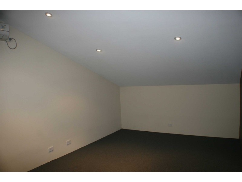 2/165 Para Road, Greensborough VIC 3088