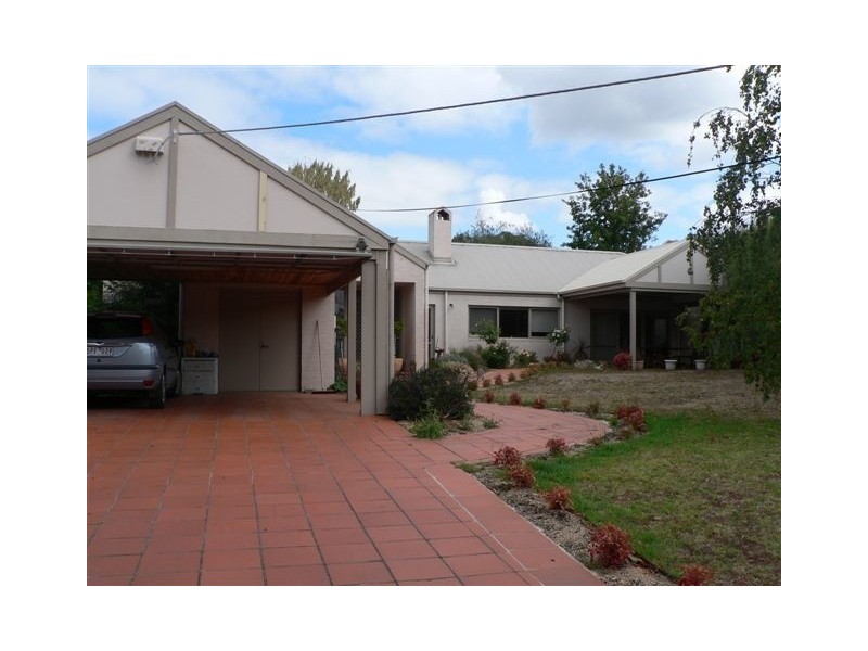 Croydon Hills VIC 3136