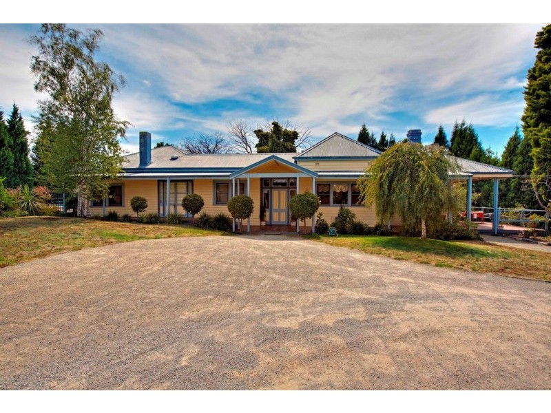 16 Holohan Place, Dandenong North VIC 3175