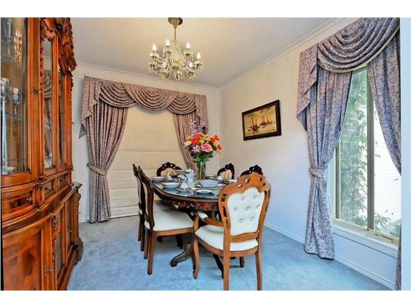 9 Homewood Boulevard, Hallam VIC 3803