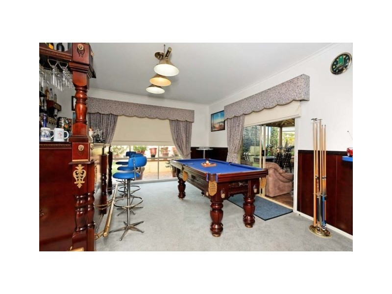 9 Homewood Boulevard, Hallam VIC 3803