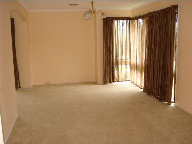 9 Bickford Place, Hallam VIC 3803