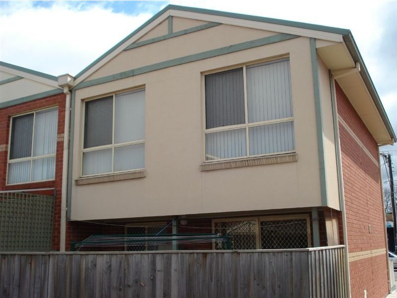 2/69 Hemmings Street, Dandenong VIC 3175