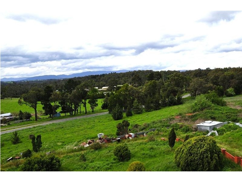 650 Woori Yallock Road, Cockatoo VIC 3781 the real estate agency Withdrawn