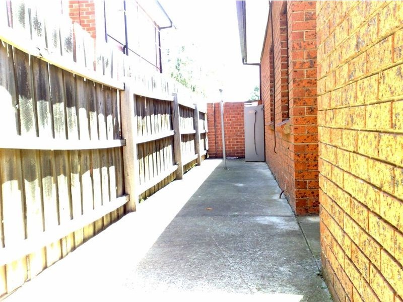 1/14 Stud Road, Dandenong VIC 3175