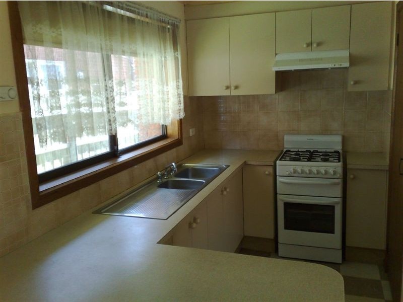 2/14 Stud Road, Dandenong VIC 3175