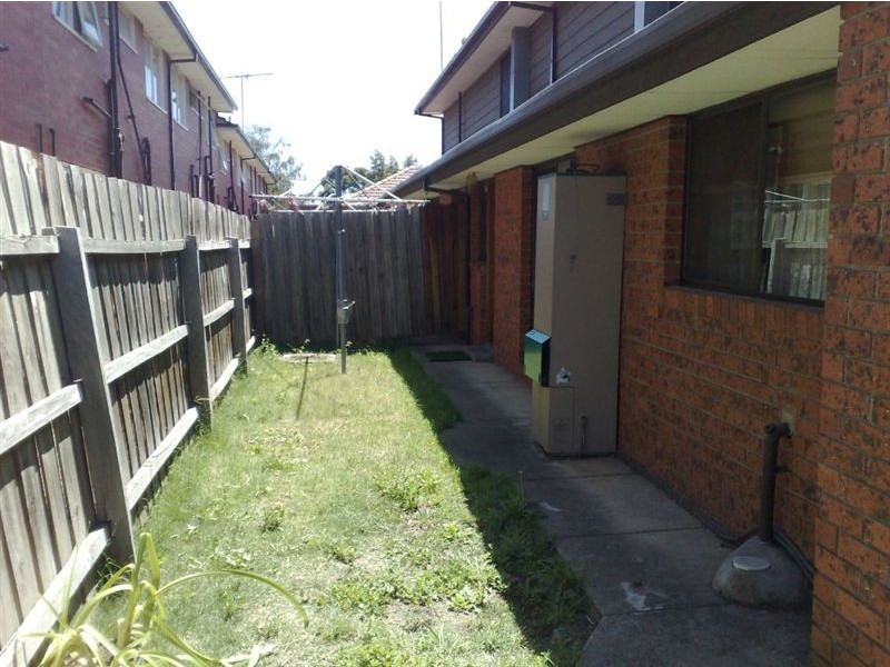 3/14 Stud Road, Dandenong VIC 3175