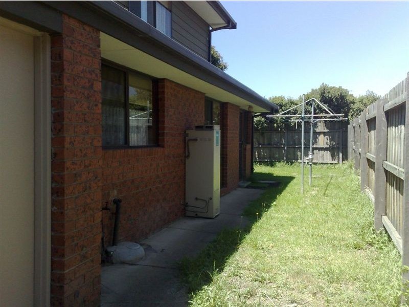 4/14 Stud Road, Dandenong VIC 3175