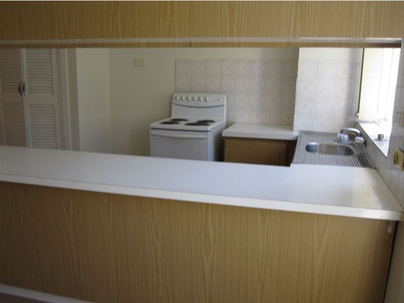 12/9-11 Weller Street, Dandenong VIC 3175