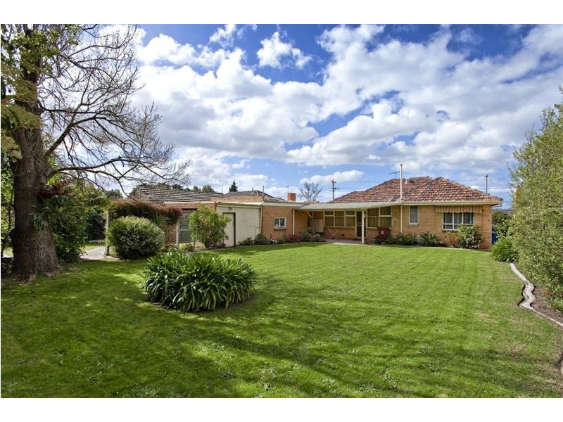 13 Carroll Avenue, Dandenong VIC 3175