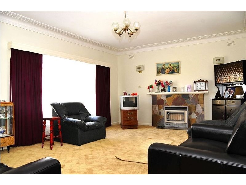 20 Grace Avenue, Dandenong VIC 3175