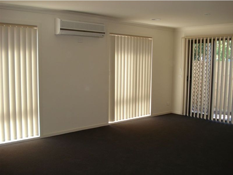 11/11-13 Elizabeth Street, Cranbourne VIC 3977