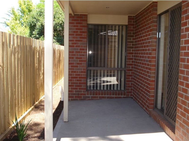 11/11-13 Elizabeth Street, Cranbourne VIC 3977