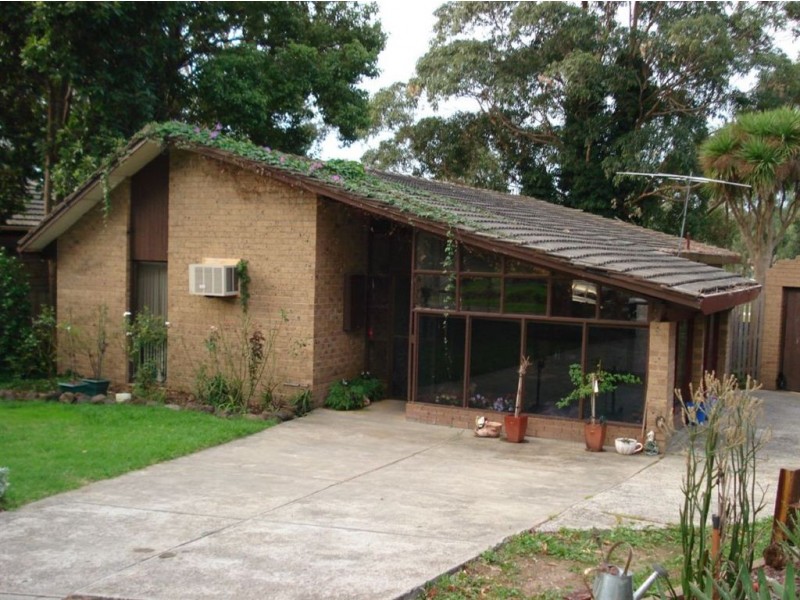 7 Brougham Close, Eumemmerring VIC 3177