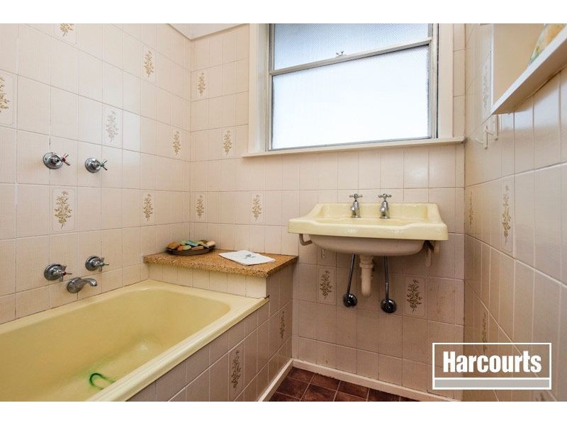 26 Hughes Crescent, Dandenong North VIC 3175