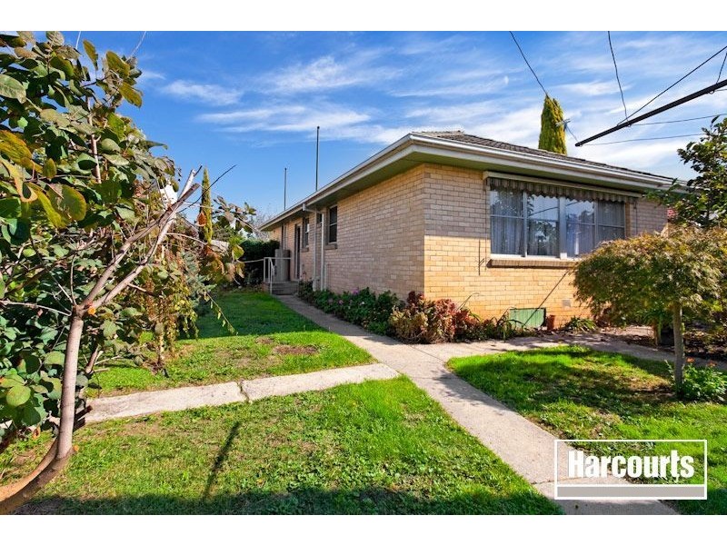 26 Hughes Crescent, Dandenong North VIC 3175