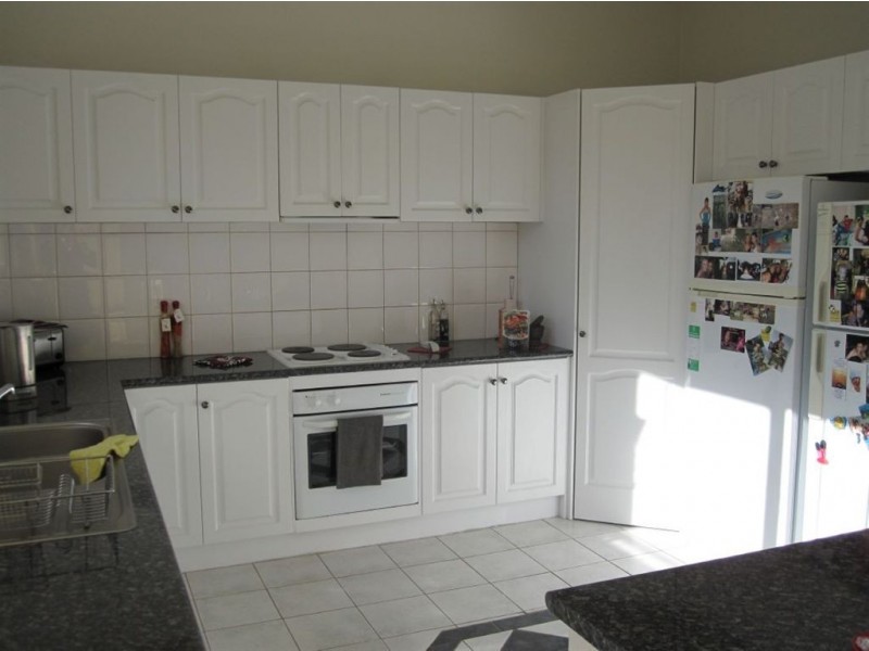 1/58 Blaxland Drive, Dandenong North VIC 3175