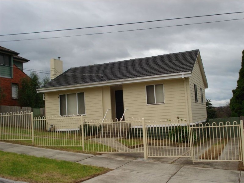 2 Almond Drive, Doveton VIC 3177