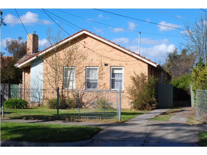 28 Curtin Crescent, Dandenong North VIC 3175