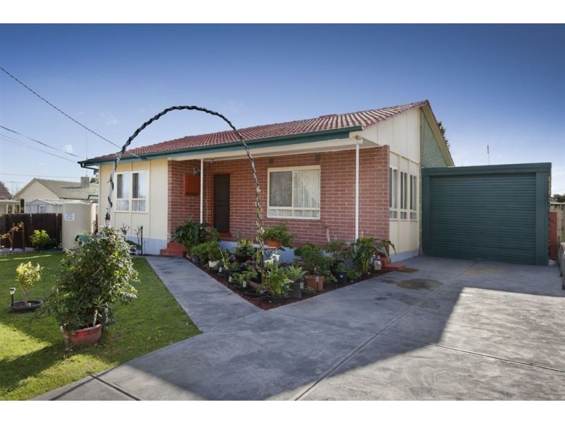 2-4 Pittosporum Grove, Doveton VIC 3177