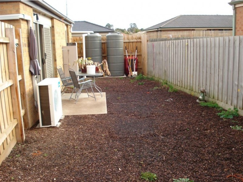 6/54-58 Pommel Street, Pakenham VIC 3810