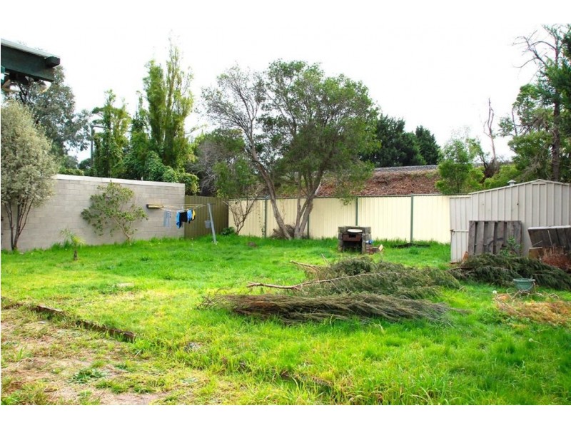25 Upton Crescent, Narre Warren VIC 3805