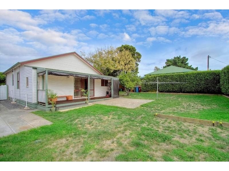 68 Railway Parade, Dandenong VIC 3175