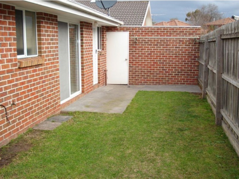 2/28 David Street, Dandenong VIC 3175