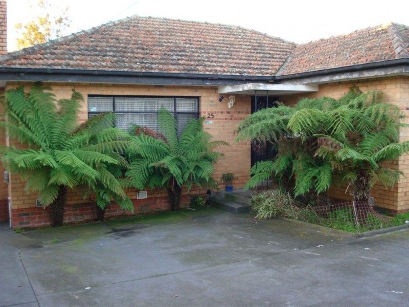 1/25 Grace Avenue, Dandenong VIC 3175