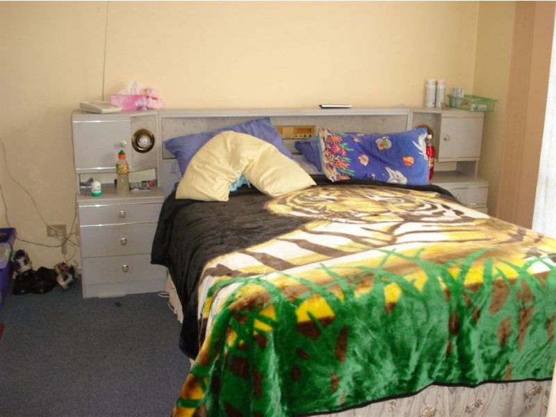 64 Edeys Run, Hampton Park VIC 3976