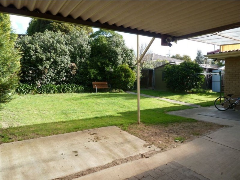 87 Somerset Drive, Dandenong North VIC 3175